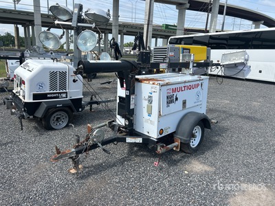 2013 Multiquip を見 Light Tower
