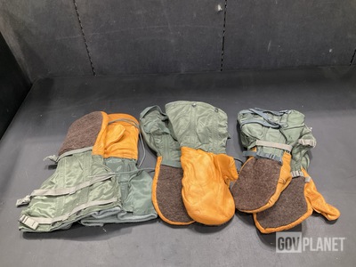 (79) Pairs of Extreme Cold Weather Mittens