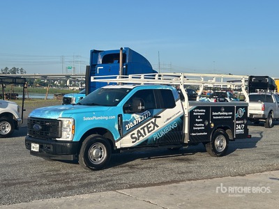 2024 Ford F-250 XL 4x2 Extended Cab Utility Truck