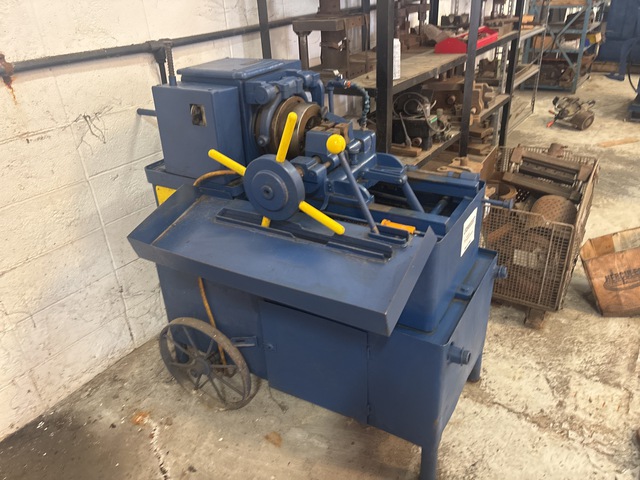 Pipe Threader