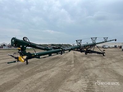 2023 GrainMaxx 63105 13 in x 105 ft Telescopic Swing Grain Auger