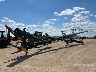 2024 GrainMaxx 63105 13 in x 105 ft Telescopic Swing Grain Auger