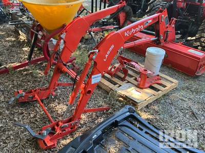 Kubota LA535 Osprzęt do ładowacza czołowego