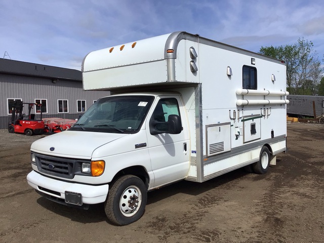 2006 Ford E-450 Econoline Mobile Chemical Labatory