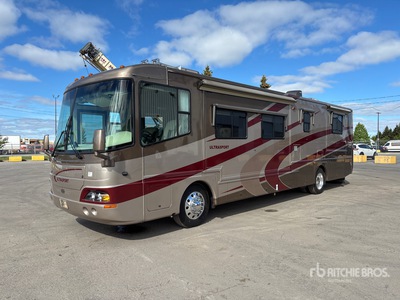 2003 Damon Ultrasport Motor Home