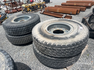 Quantity of (4) Liebherr Koła