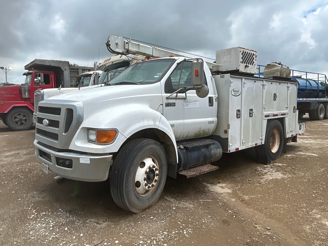 2008 Ford F-750 XLT 4x2 Service Truck