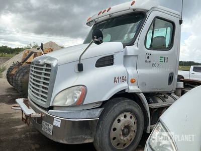 2014 Freightliner Cascadia 6x4 Tracteur routier (Inoperable)