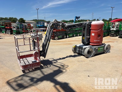 2018 Skyjack SJ30 ARJE 2WD Electric Articulating Boom Lift