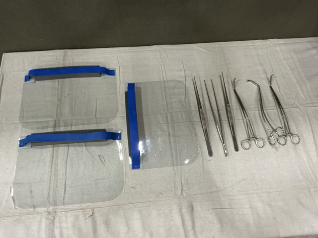 (5) Vena Cava Clamps, (10) Pairs of Tissue Forceps & Assorted Items