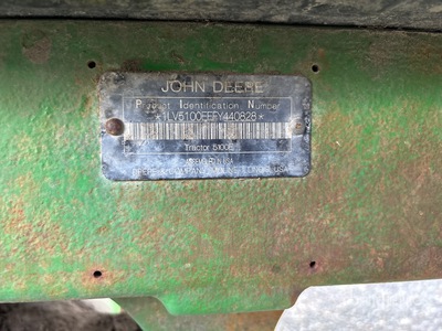 2015 John Deere 5100E 4WD Tractor