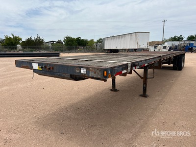1998 Fruehauf 44 ft T/A مقطورة مسطحة