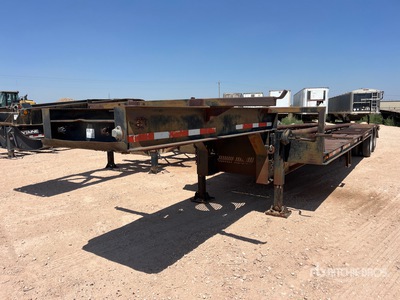 1975 20 ft T/A Equipment Trailer