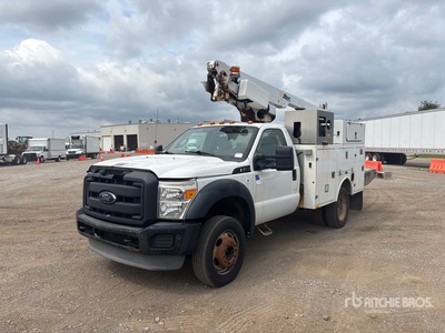 Altec on 2012 Ford F-450 XL 4x2 Camión con Cesta Elevadora