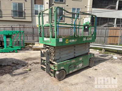 2016 Genie GS-3246 Electric Scissor Lift