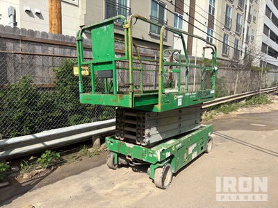2015 Genie GS-3246 Electric Scissor Lift