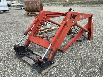 Massey Ferguson Caricatore frontale