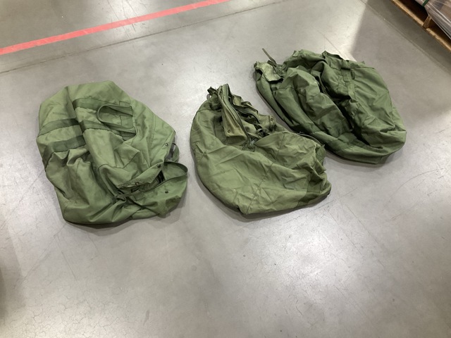 (68) Flyer's Kit Bags