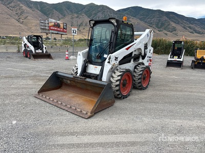 2018 Bobcat S740T4 Two-Speed High Flow Chargeuse à direction à glissement