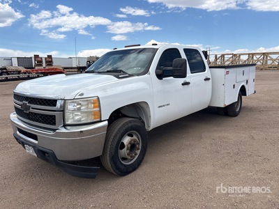 2011 Chevrolet Silverado 3500 LT 4x2 Crew Cab Utiliteits vrachtwagen