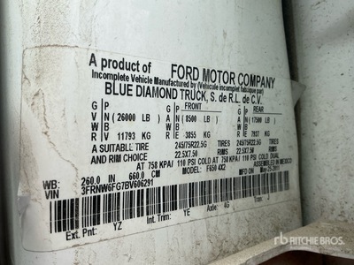 2011 Ford F-650 XLT Autocarro per acqua