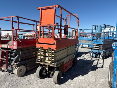 2016 JLG 2632ES Electric シザーリフト