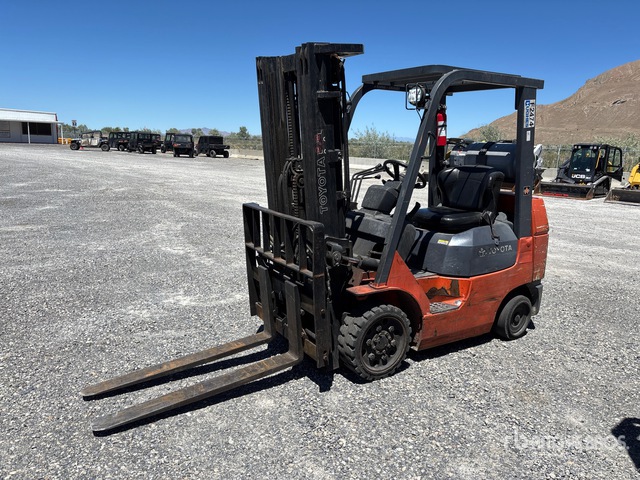 2005 Toyota 7FGCU25 Forklift