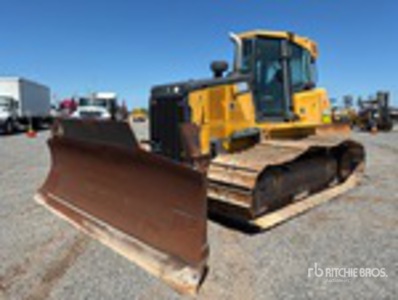 2014 John Deere 850K Bouteur sur chenilles