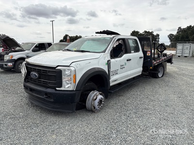 2023 Ford F-550 XL 4x4 Crew Cab サービスカー