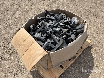 Approximately (200) Duck Foot Varios