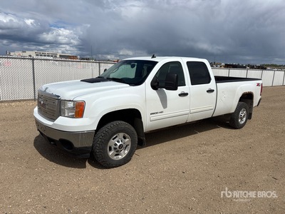2014 GMC Sierra 2500 SLE 4x4 Crew Cab Pickup
