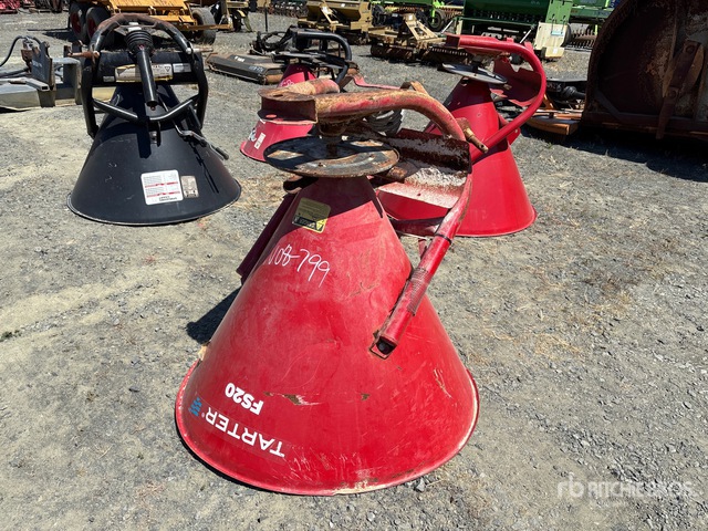 Tarter FS20 Fertilizer Spreader