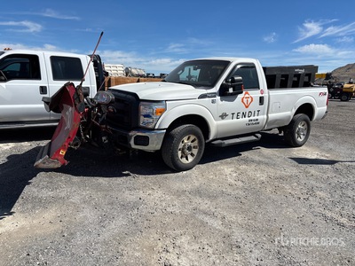 2014 Ford F-350 XL 4x4 Snow Plow Truck