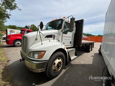 2016 Kenworth T370 6x4 شاحنة مسطحة (Inoperable)