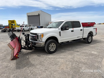 2017 Ford F-250 STX 4x4 Crew Cab Snow Plow Truck