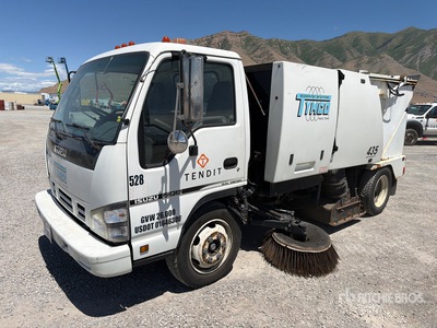 Tymco 435 Air Sweeper on 2007 Isuzu NQR Sweeper Truck