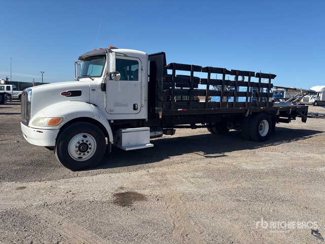 2015 Peterbilt 337 4x2 Flatbed Truck
