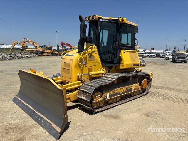 2019 Komatsu D51EX-24 Crawler Dozer