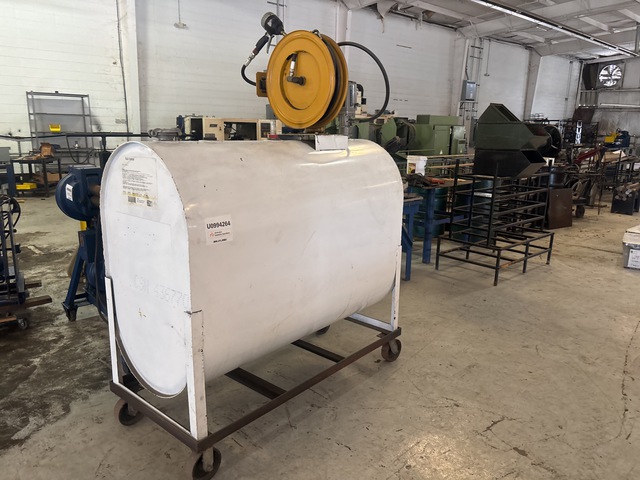 275 gal Steel Hydraulic Tank 275 gal Steel Hydraulic Tank