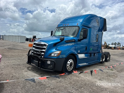 2018 Freightliner Cascadia 126 6x4 T/A Slaapcabine Trekker