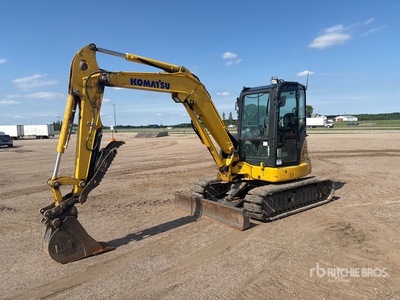 2023 Komatsu PC55MR-5 を見 Mini Excavator