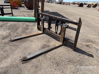 Raveling 60 in Wheel Loader Forks