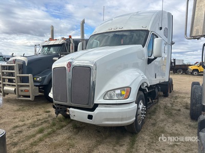 2013 Kenworth T700 6x4 T/A Sleeper Truck Tractor (Inoperable)