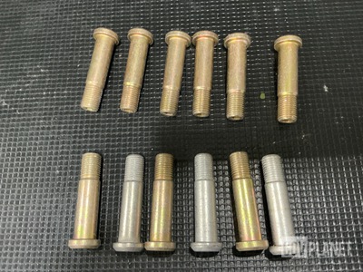(100) Hi-Shear HL64-12-17 Pin-Rivets