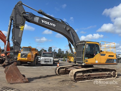 2020 Volvo EC300DL Excavatrice sur chenilles