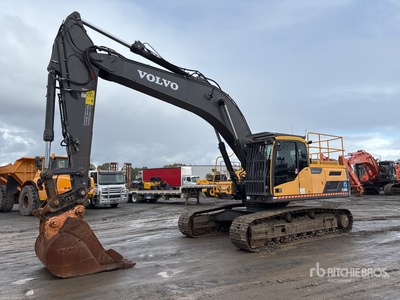2019 Volvo EC300D Tracked Excavator