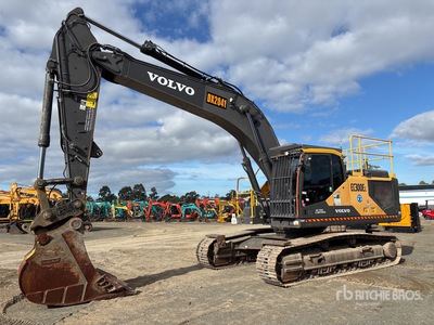 2021 Volvo EC300EL Tracked Excavator