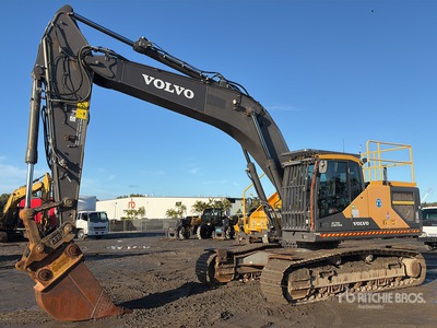 2021 Volvo EC300EL حفارة بجنزير