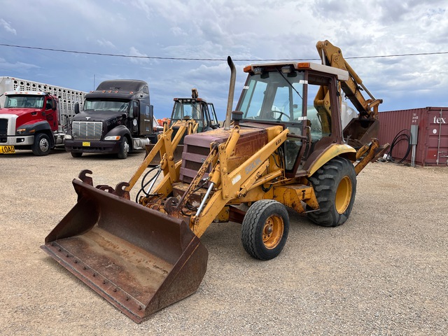 Case 580K 4x2 Backhoe Loader