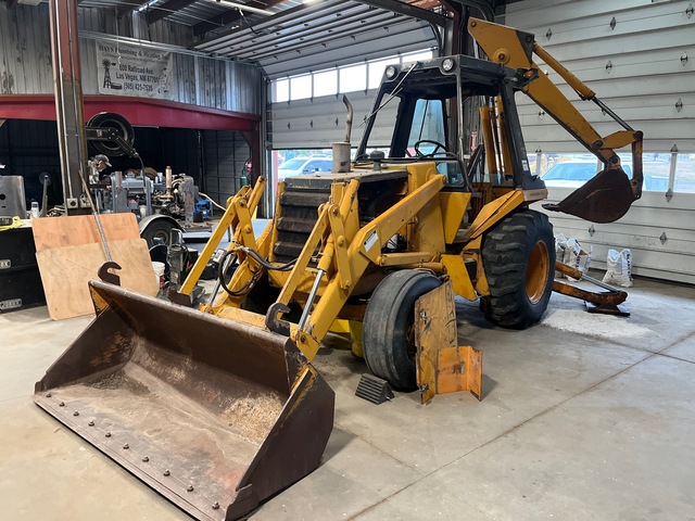 1981 Case 580D Backhoe Loader